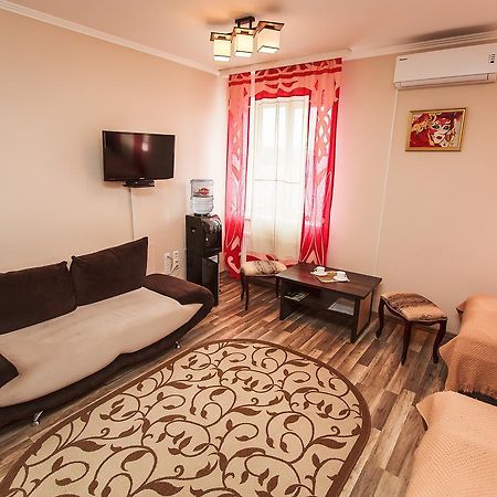 Slavyanskaya Hata Hotel Baranavichy Εξωτερικό φωτογραφία