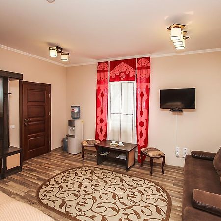 Slavyanskaya Hata Hotel Baranavichy Εξωτερικό φωτογραφία