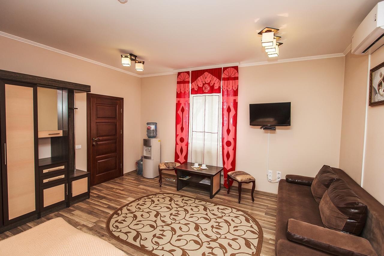 Slavyanskaya Hata Hotel Baranavichy Εξωτερικό φωτογραφία