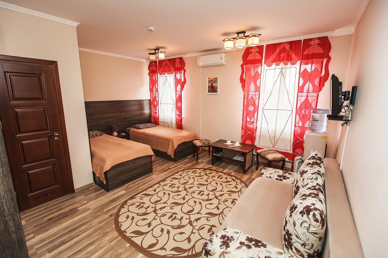 Slavyanskaya Hata Hotel Baranavichy Εξωτερικό φωτογραφία