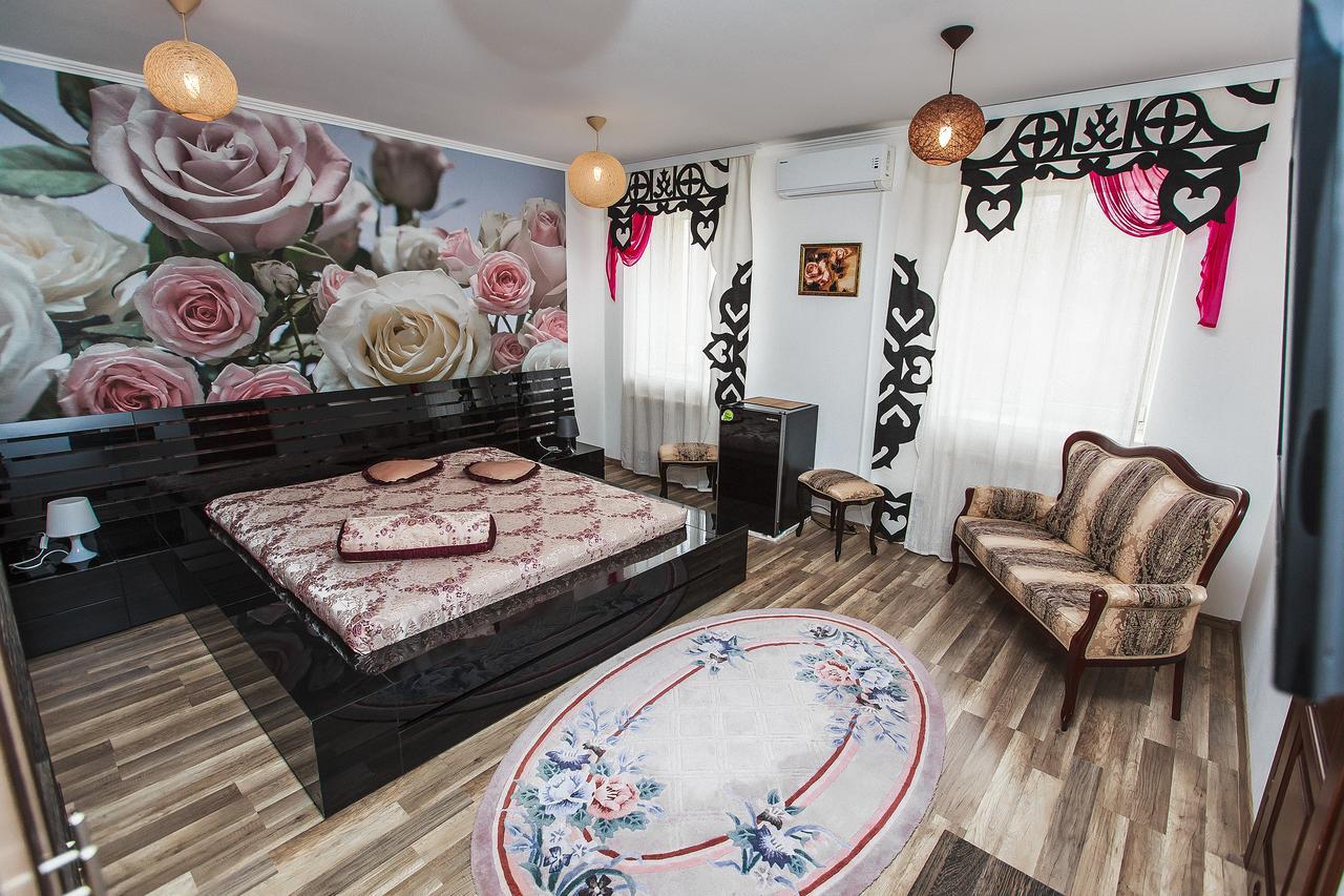 Slavyanskaya Hata Hotel Baranavichy Εξωτερικό φωτογραφία